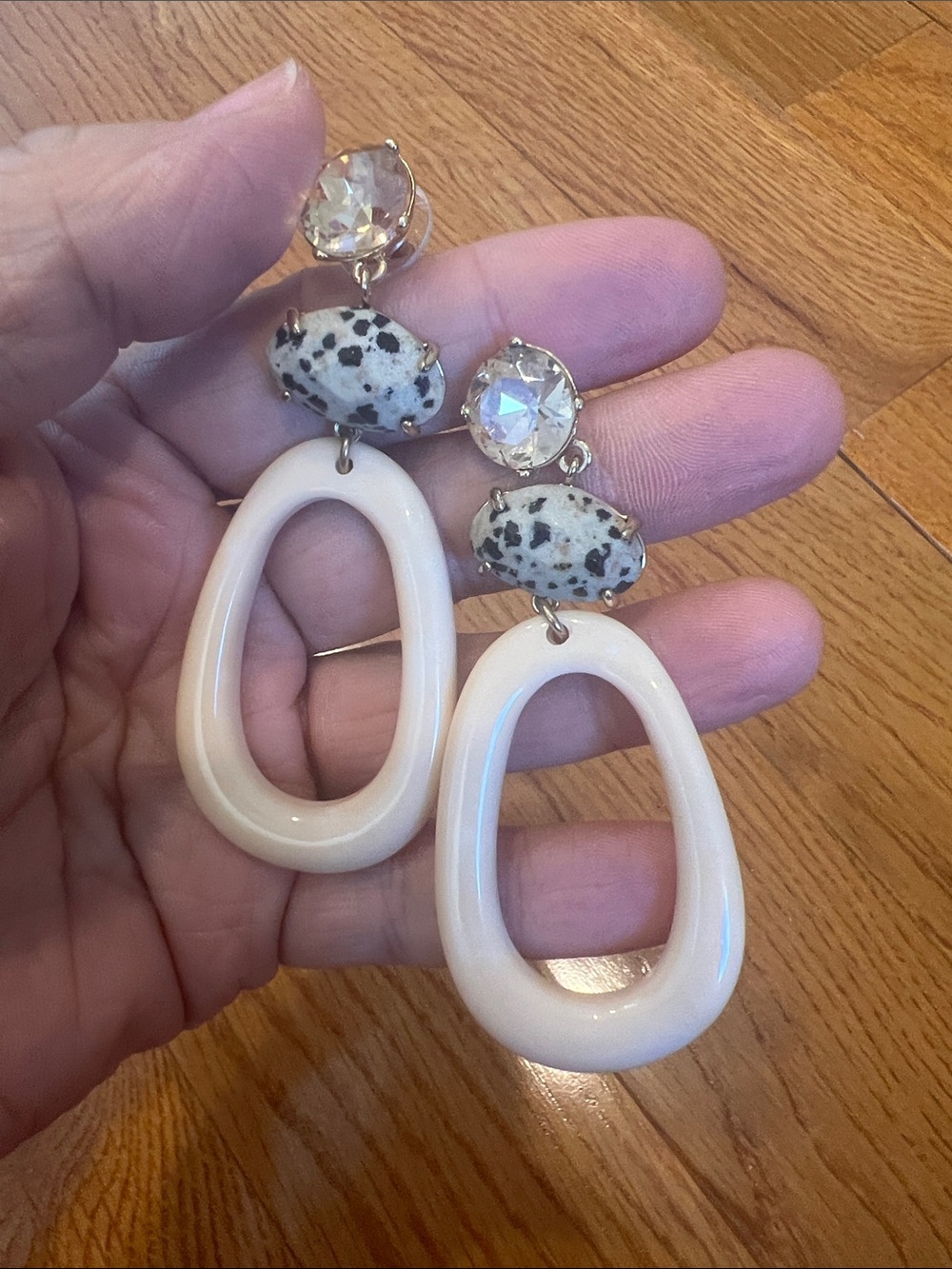 Anthropologie Cream Oval Dangle Earrings with Speckled Stone and Crystal